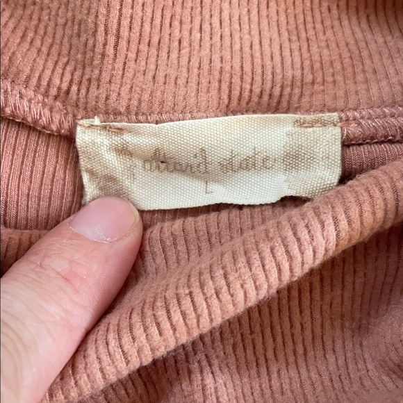 Altar’d state muted peach turtle neck large - Picture 2 of 5